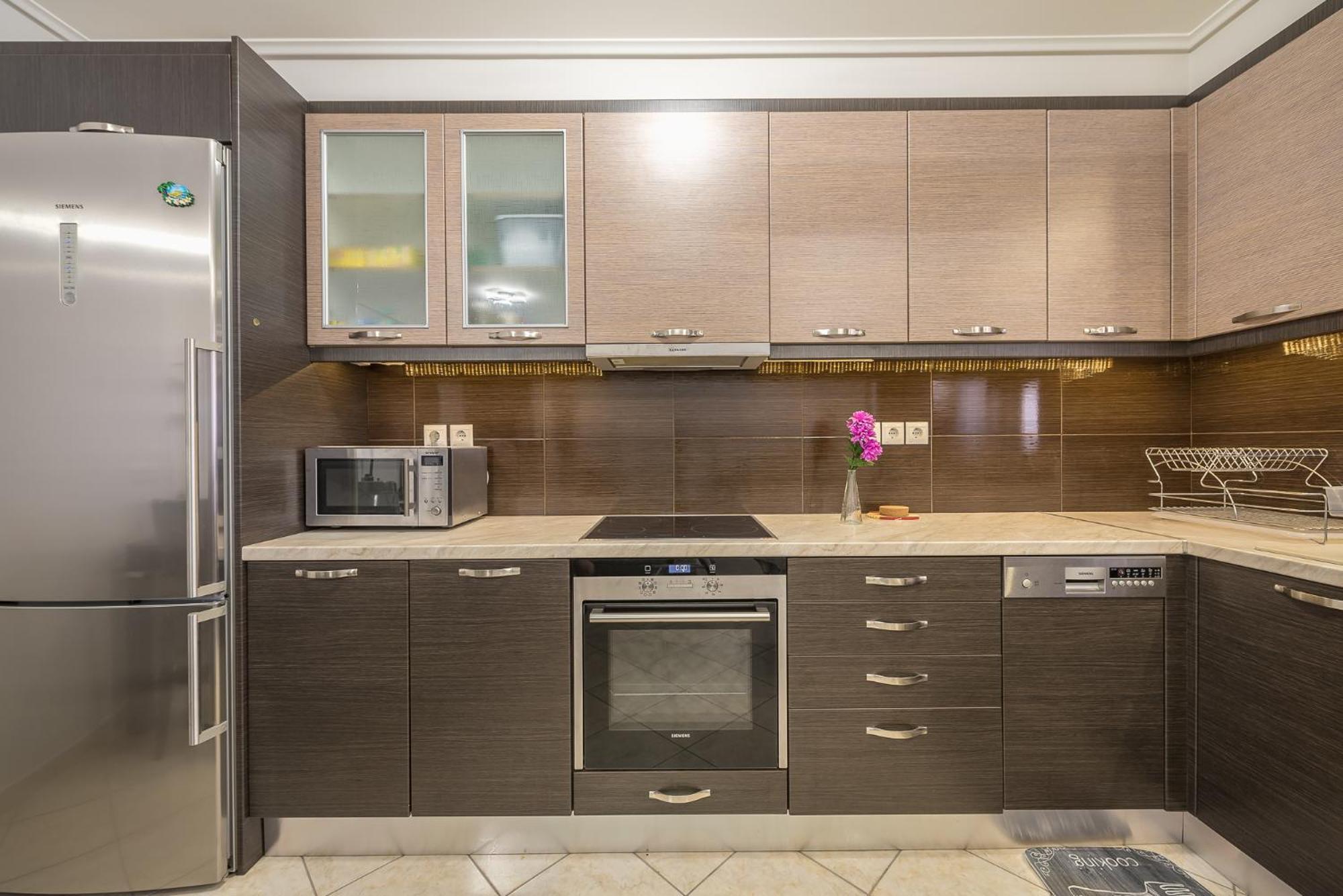 Rigas Apartment In Ilioupoli Aten Exteriör bild